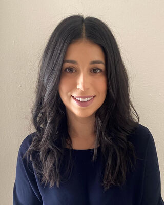 Stefy Causey - Licensed Psychology Therapist in 10016 | Wellzy